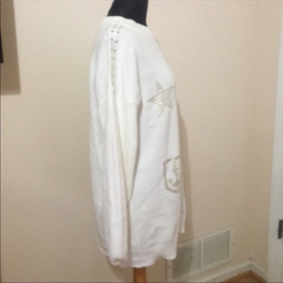 Over sized knit sweater one size fits all - Picture 2 of 8